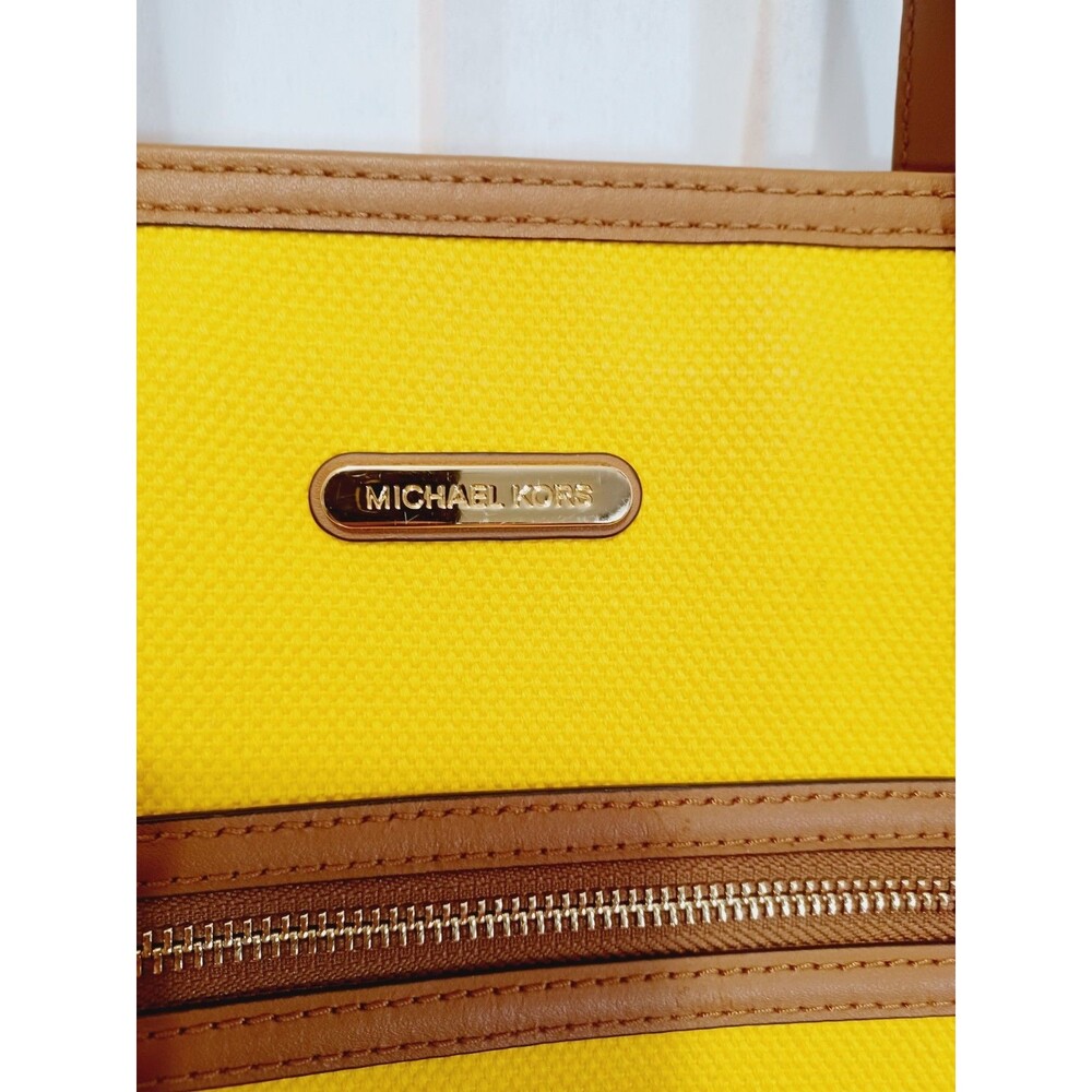 Michael Kors Large Yellow Ciara Tote Bag With Leather Straps/ Trim  Travel Beach - Picture 4 of 12